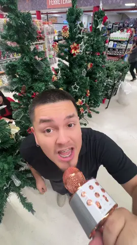 🎄 Ningun arbolito fue dañado en la elaboración de este video 🤣 #luisito #bolucompras #humor #paratiiiiiiiiiiiiiiiiiiiiiiiiiiiiiii #desdeseptiembresesientequevienediciembre @Facundo Almeida 