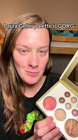 All of this for less than $60? Say less #laurageller #tuscandreamspalette #makeup #giftsforher 