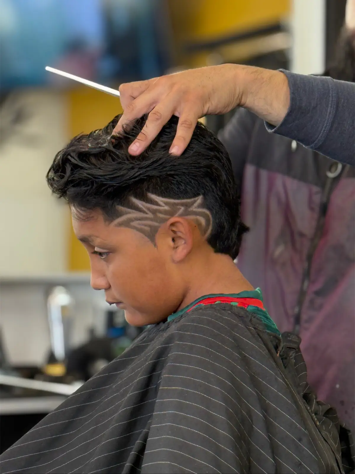 Shout out to his godfather for keeping him crispy  😮‍💨💈💪🏽 #fyp #viral #goalkeeper #tiktok #haircut 