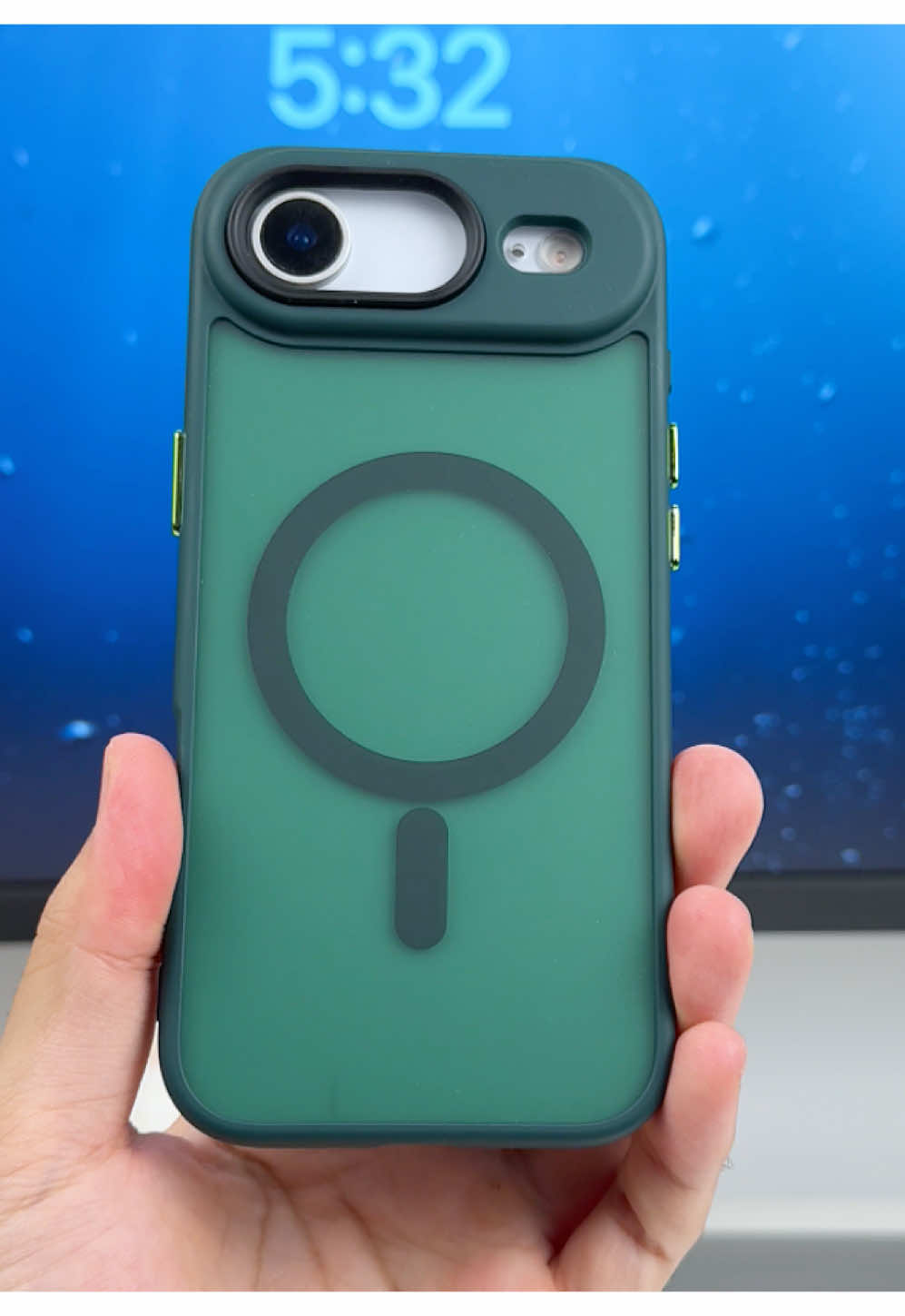 How many of you are into this crazy thing iPhone Air, for those do, please make sure to checkout our new iPhone Air cases line up 🥰🥰#iphone17promaxcase #iphone17aircase #iphone17promax #iphone17promax #iphoneair 