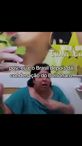 Bolsonaro preso e o Brasil feliz, nunca fui triste #fyp #bolsonaro #fy #condenado #meme . . . . . . . . . 11 de setembro Bolsonaro preso foi condenado a prisão golpe de Estado meme feliz Xandão Alexandre de Moraes