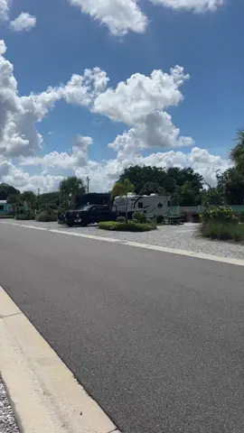 Reality of RV Life 🌴 Saying Goodbye - New Adventures ✌🏼#shorts #travel #rv #rvlife #beach