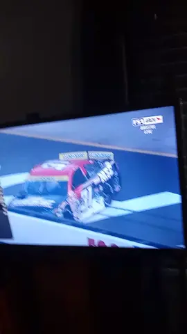 Bobby Dale Earnhardt goes around to bring out the second caution! #BushsBeans200 #NASCAR #ARCA 