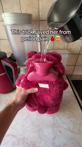 This trick saved her life 🩸🤯