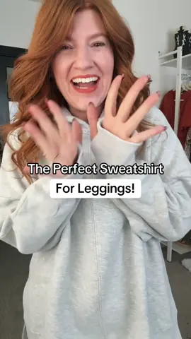 It’s almost sweatshirt and leggings season… thank goodness! #falloutfitinspo #sweatshirtsesaon 