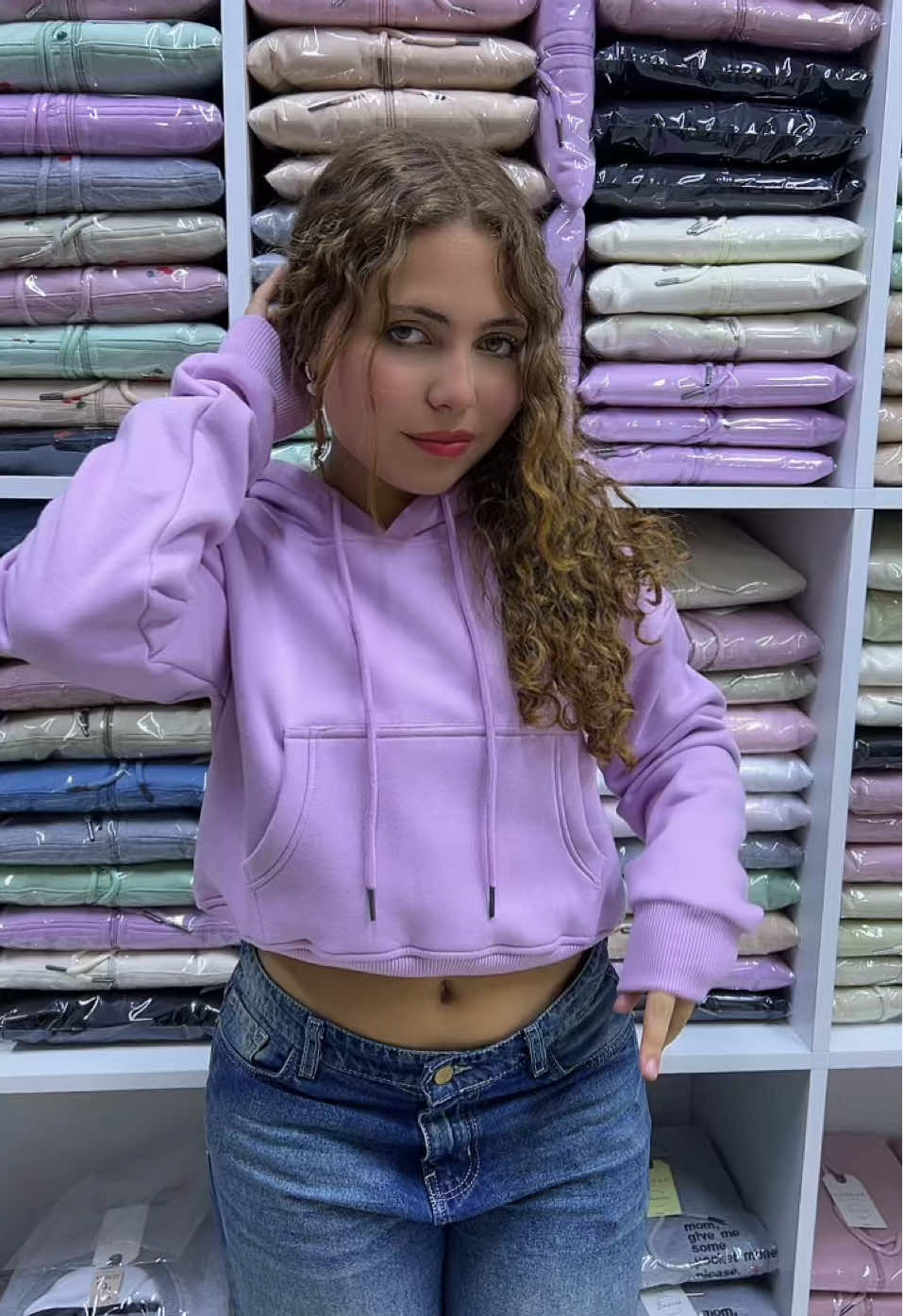 Material franela! Disponible en una amplia gama de colores🤩 📍Galería Guizado 654 - primer sótano tienda 02B 📲944 508 339 hacemos envíos a todo el país!🇵🇪 #gamarra #invierno #alpormayorymenor #enviosatodoelperu #conjuntosfemeninos 