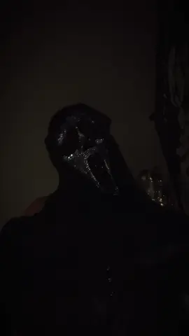 Crazy what you can do with that sparkly object #ghostface #thirsttrap #foryoupage❤️❤️ #foryoupageofficiall #fypシ゚viral #ghostfacemask 
