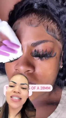 Vem comigo reagir esse cílios das gringas 💁🏼‍♀️ #cilios #extensaodecilios #volumerusso #megavolume