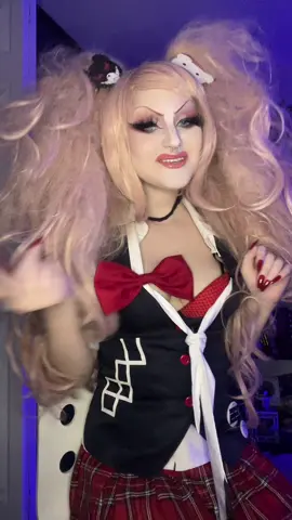 Tysm for all the love on my last video :) #junkoenoshima #junkoenoshimacosplay #junko #danganronpa #makeup 