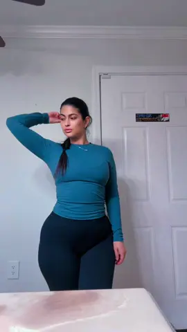 Hermosas este set ahorita está en un súper precio y talla muy lindo ❤️💃 ❗️no te quedes sin el tuyo❗️