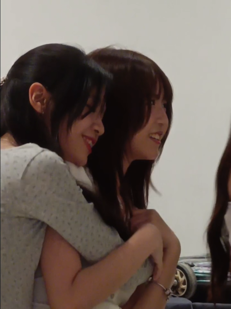 คือเพื่อนจริงมั้ย? #grapebnk48 #blythebnk48 #bnk48 