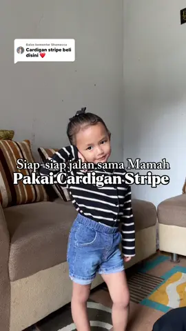 Membalas @Shamecca Cardigan stripe anak beli disini #cardigan #cardigananak #cardiganstripe #outfitanakcewek 