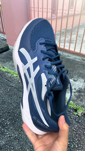 #AsicsMalaysia #GelRocket12 #IndoorShoes #BadmintonMalaysia #VolleyballMalaysia     