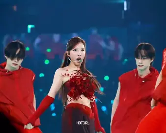 lagu aslinya udah enak ini didangdutin tambah enak💃🏻 #nayeon #nayeontwice #twice #fyp 