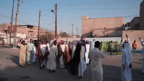 جانب من استقبال المهنين في زواج الشيخ علي الشيخ احمد محمد علي المطوري .. #المطوري #الزعيم_الشيخ_محمدعلي_المطوري #زعماء_المطور_العراق 