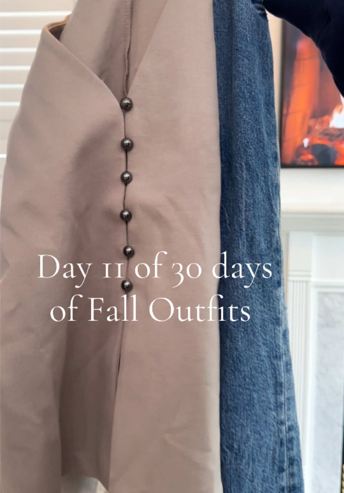 Easy fall transition outfit, cardigan and a jeans * outfit details linked in bio #ootdinspo #autumnfashion #howtostyle #whattowear 