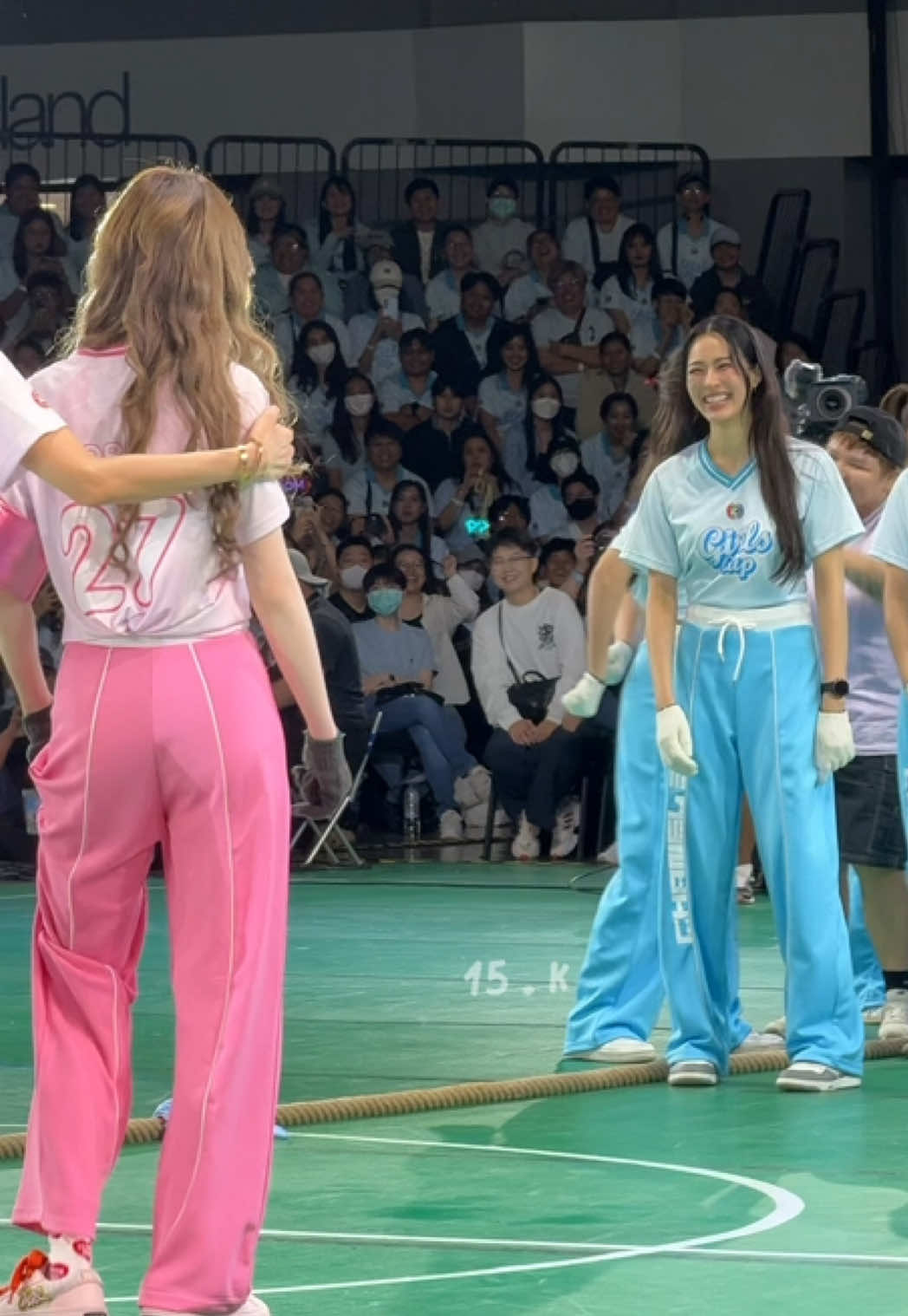 ศึกเคลียร์ใจ พี่หลิงทนไหวแต่ชั้นไม่ไหวละกัปตันสีชมพูโครตเริ่ดดด😭😭😚😚🥰🩷🩵 #หลิงออม #Lingorm  #linglingkwong #ormkornnaphat @Lingling Kwong @ออมออมเอง:^D 