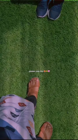 @²𝗬⃪𝗨⃪𝗨⃪𝗡⃪𝗘⃪𝗬⃪¹٭͜🇬🇦👸🏻 Maanta waa maalin taariikhi ah nolosheyda, waana maalintii riyooyinkeyga ay rumoobeen. Maanta waxaan gacanta ku qabtay boqoraddii qalbigeyga, gabadhii dulqaadka iyo sabarka ku dayashada mudnaa – Malyuun Shariif Nuur. Waxaan u mahadnaqayaa Alle (SWT) oo igu galladay guur barakaysan, kaasi oo uu ku mideeyay labo qalbi oo muddo dheer is jeclaa, is dulqaaday, isku samray, ugu dambeynna guul ku dhammaaday. Malyuun, adiga ayaa mudan mahadnaqa ugu weyn. Waad igu dulqaadatay inta aan wax badan isku tijaabinay nolol ahaan, waad i garab istaagtay marka aan xumaa iyo marka aan wanaagsanaa, waxaadna noqotay qofka iga dhigtay inaan rumaysto in jacayl run ahi jiro. Sabarkaaga iyo adkeysigaaga ayaa sabab u noqday in maanta aan guurkeenna ku faano. Ma ahayn safar fudud, laakiin waxa uu ahaa safar qiimo badan oo na baray dulqaad, kalsooni iyo is-jacayl. Maanta waxaan dareemayaa inaan ku abaalgudayo adigoo ah xaas sharaf iyo xurmo mudan, waxaanan Alle ka baryayaa inuu guurkeenna ka dhigo mid kheyr iyo barako ku dhisan, naxariis iyo kalgacalna ku waaro inta nolol ah ee naga horreysa. Malyuun, waxaan kuu ballanqaadayaa inaan ahaado ninka kugu garab istaaga xaalad kasta, kaa ilaaliya dhaawac iyo murugo, kuna farxiya inta aan noolahay. Adiga ayaana maanta iyo berri qalbigeyga ku leh boos aan cid kale buuxin karin. Alxamdulillaah guurkeenna maanta waa guul iyo taariikh aan weligeen illoobi doonin💍🫂🌷💕