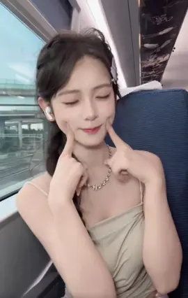 我不叫龙虾啊🦞 #美女 #热门 #top #甜妹 