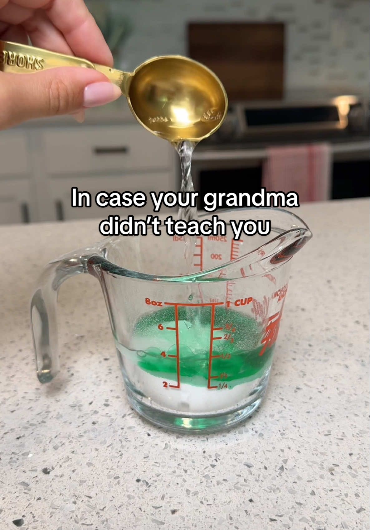 cleaning hack I wish I knew sooner 😳🧼 #cleaning #CleanTok #LifeHack #homehack #useful  useful lifehack 2025
