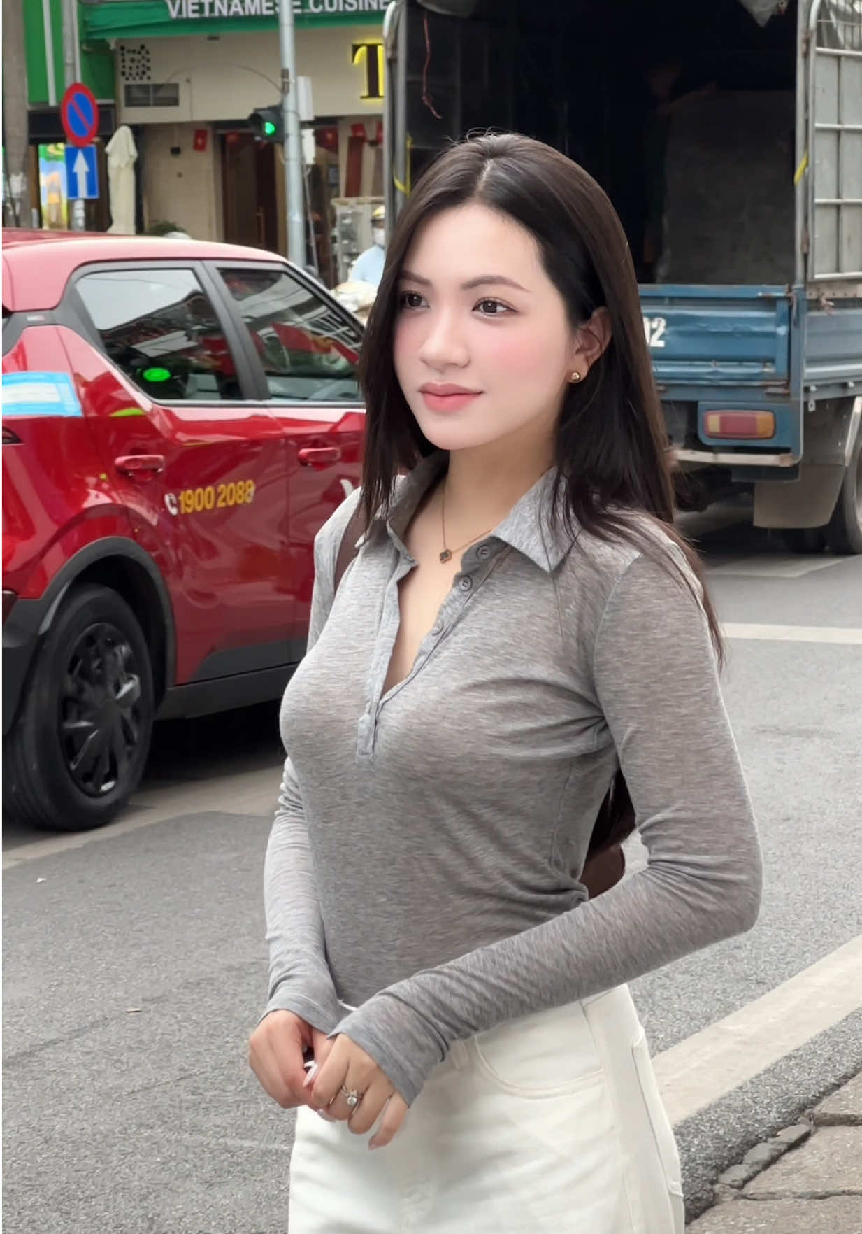 Em như hoa, dịu dàng nồng nàn 🤭 #theshehin 