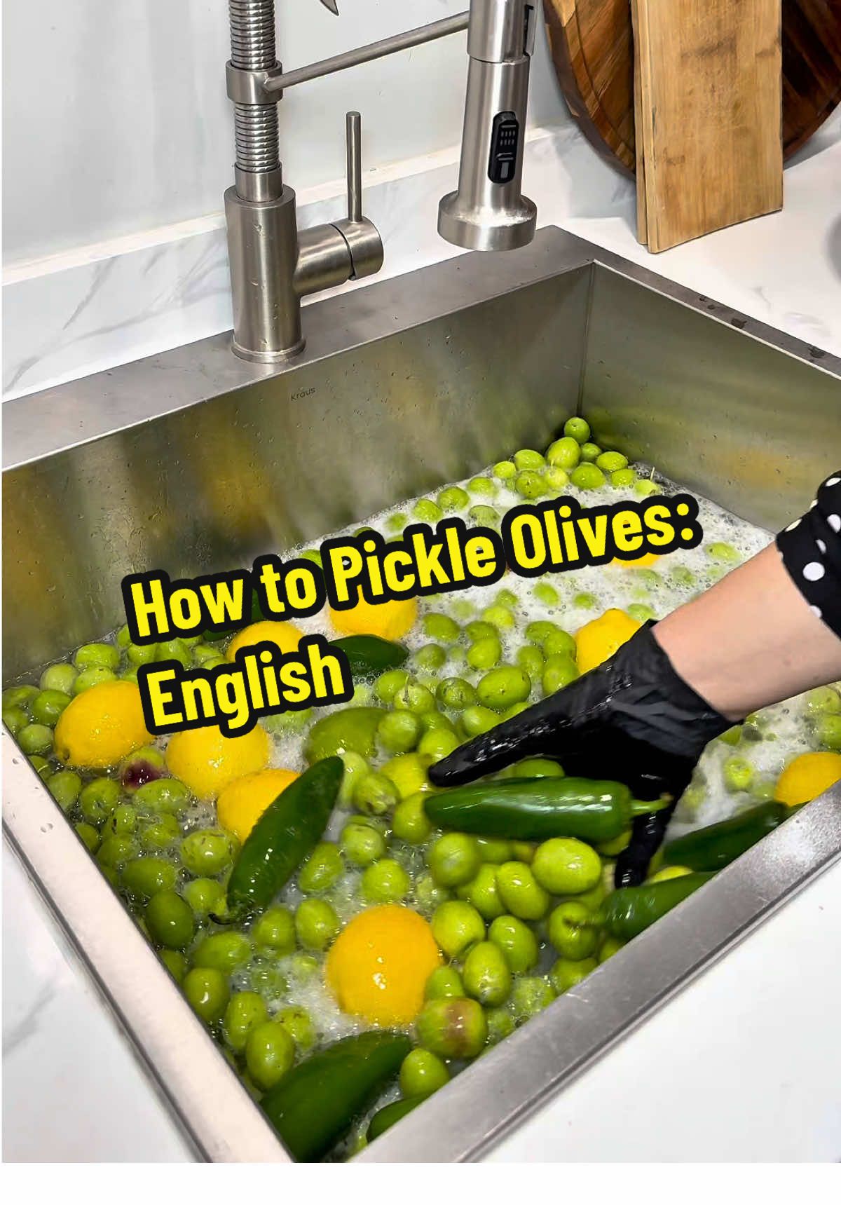 How to Pickle Olives 101. Cooking is Therapy and it’s Free. #chokobykoko #زيتون #olive #عالبركة #english 