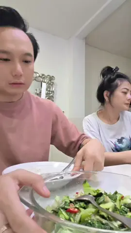 Makan di Rumah @ju_lisa  #kovacosipalingramah #karenamakanenakituharus #sarapanpaksuvaco #stalphastore #masakanmbakijah 