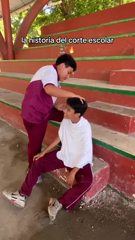 El corte escolaaaar @israelaguayo @team  azair @Adri_Sanchez #tiktok #escuela #funny #zxycba #barber