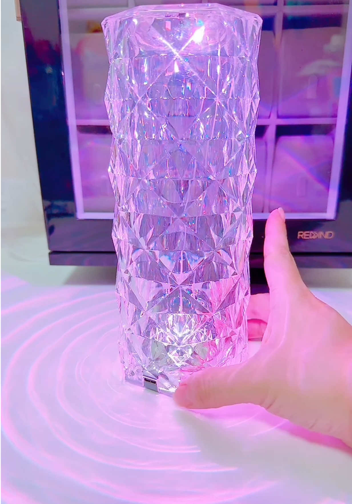 This portable crystal lamp is so breathtaking. It’s so pretty and its colour changing, you can change the colour accordingly, and trust me, you will fall in love with this. Comes with remote control too! 😍 #fyp #createtowin #tiktokviral #fmcg #homedecor 