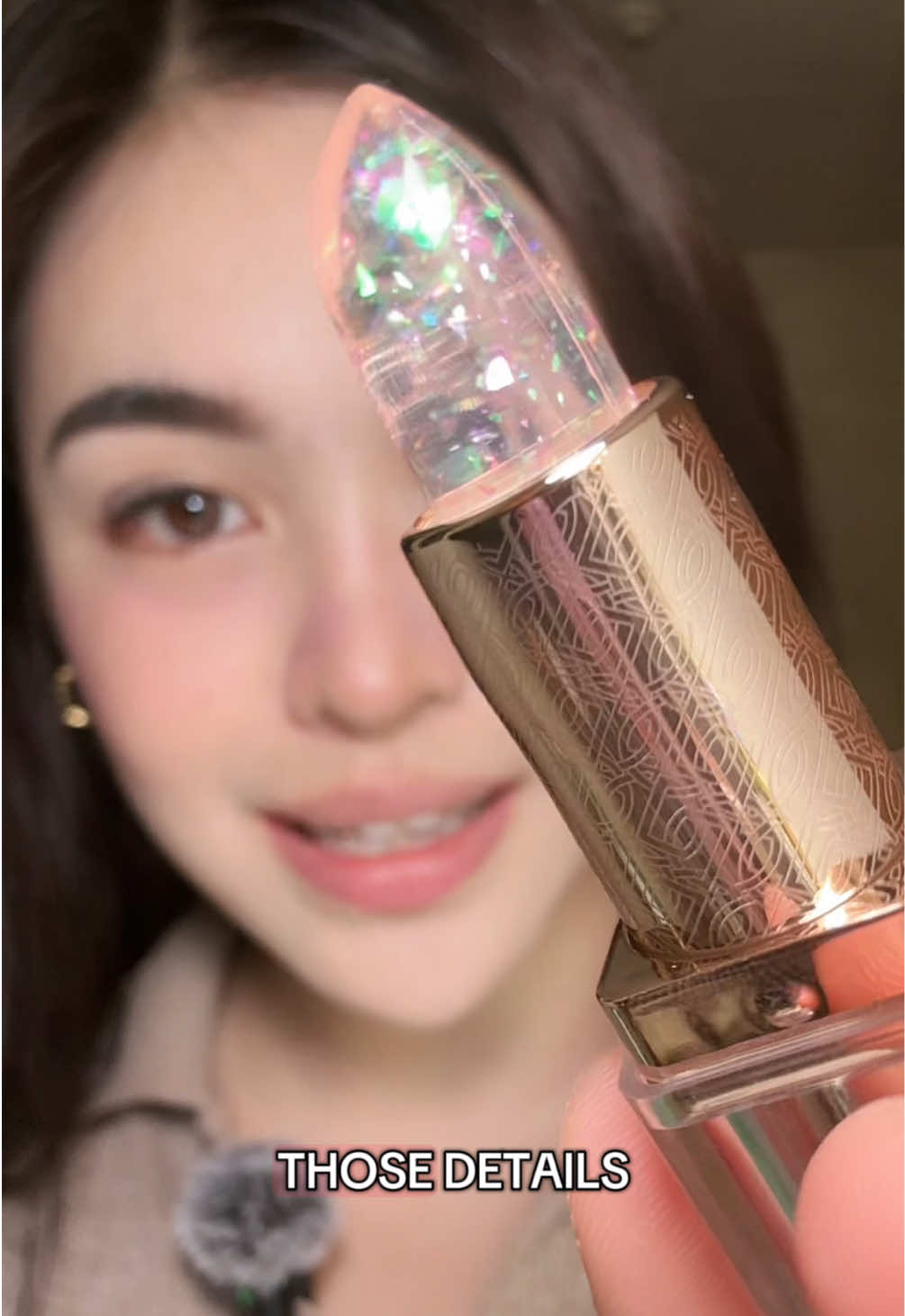 I LOVEEEEE COLOR CHANGING LIPPIES #otwoophbeauty #otwoopinkbubble #otwoo #barbie #lippie 