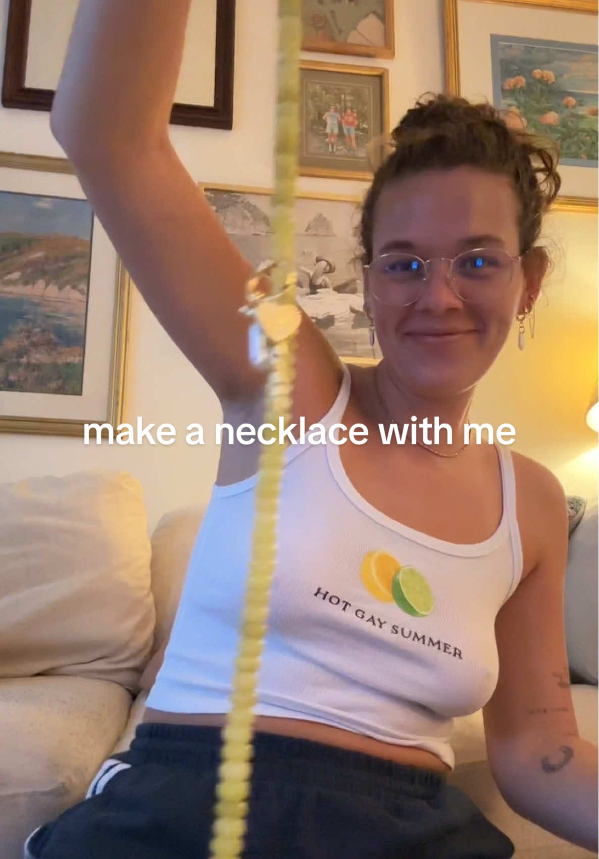 Cutie lil necklace for my gal @shea.rev !!!! #beadednecklace #diyjewelry #diynecklace #jewelrymaking 