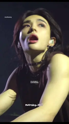 His eyes>>#fy #hyunjin #hyunjinedit #hwanghyunjin #hyunjinskz 