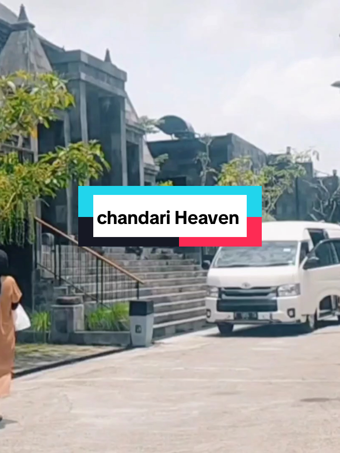cafe hidden gem di Jogjakarta, suasana rasa di Bali, pemandangan luas #jogja #chandariheaven #cafe #prambanan #foryoupage 