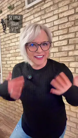 #ribbedtop #fashiontiktok #basictops #wardrobeessential #over50style @WIHOLL  Long sleeved crewneck with flattering ribbed fabric and thumb holes. So cute and perfect for layering, cute comfortable and affordable. Selling fast. 