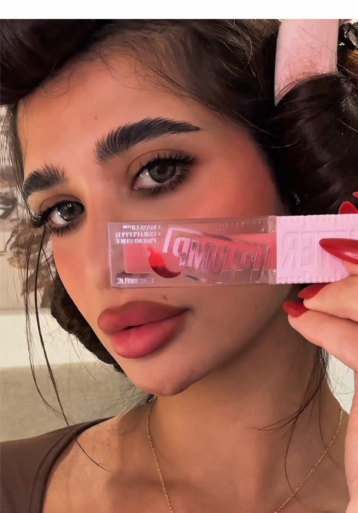 حبيتو؟🥰 @Maybelline NY  #maybelline #lipcombo #الشعب_الصيني_ماله_حل😂😂 #اغوى_كويتيين🇰🇼 #fyp 