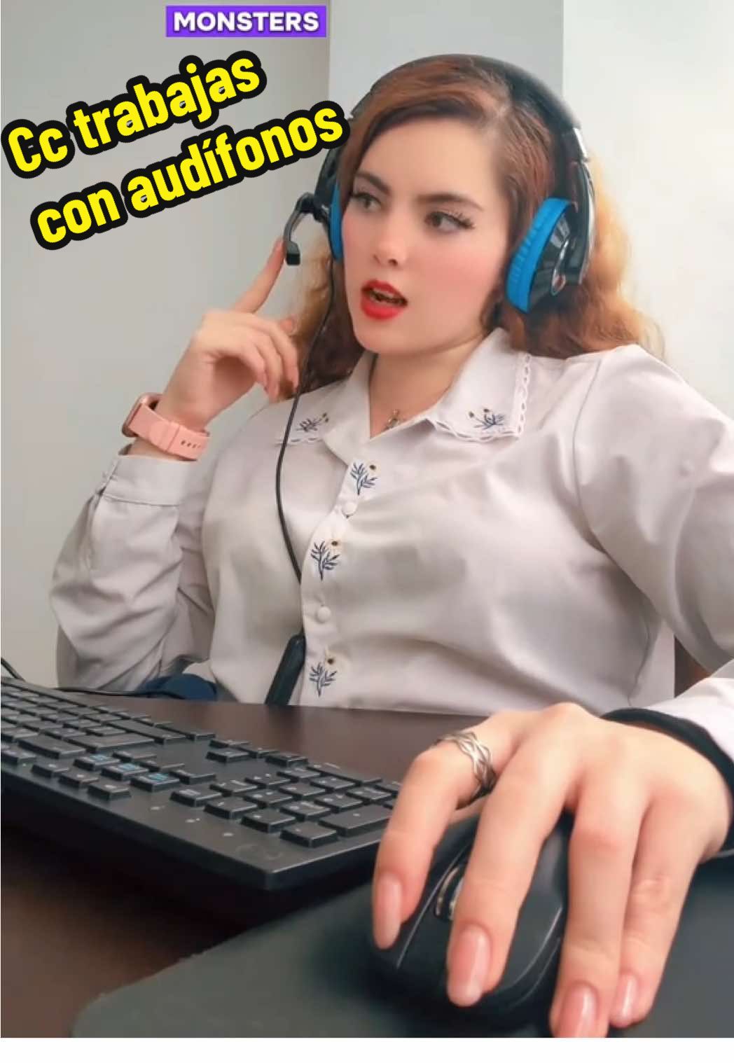 Monsters Inc un momento  #godin #trabajo #corporatelife #audifonos #monstersincorporated 