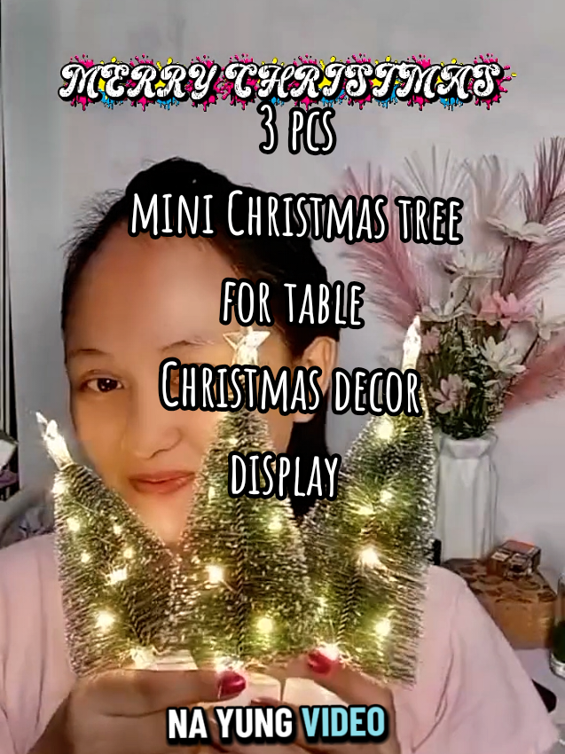 o.a sa saya ng mini Christmas free nya hahaha #minichristmastree  🎄  #christmas  #christmasdecor  #christmasdecorfortable 