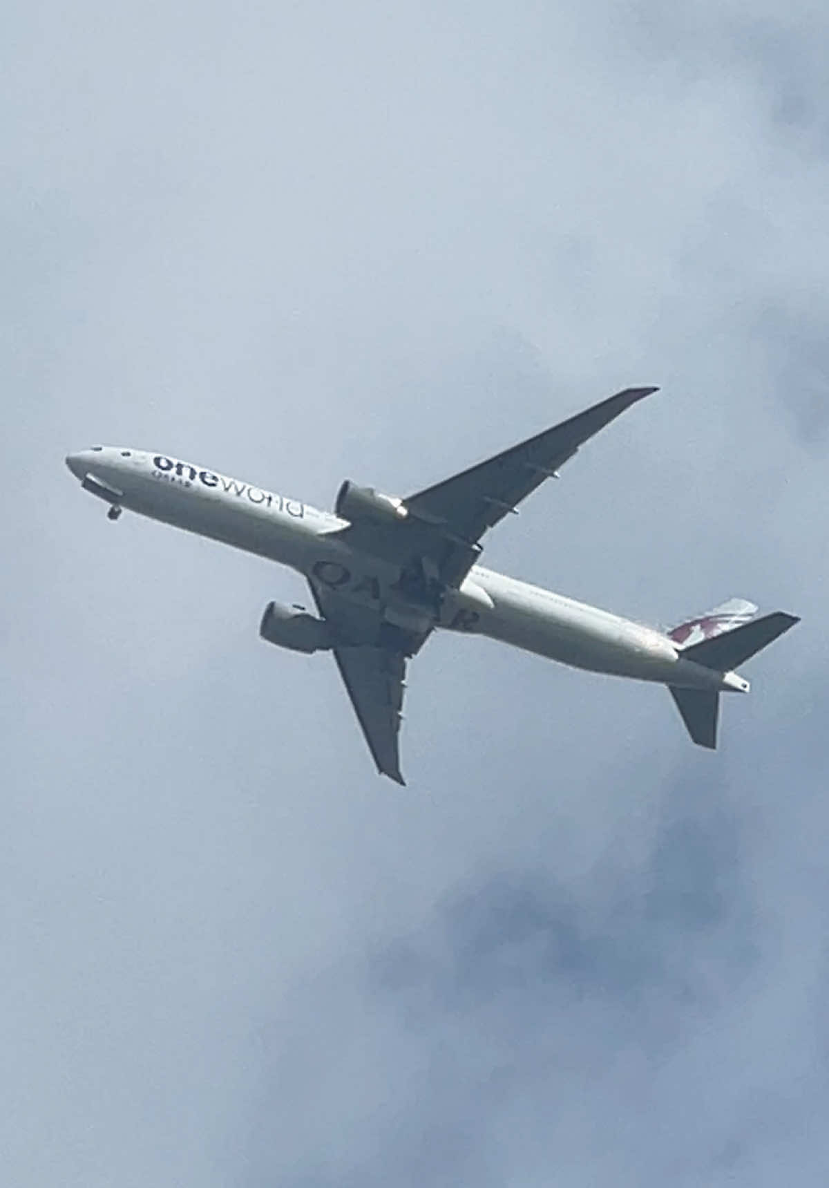 Landing gear දානවා දැක්කද.😍 QATAR Airways B777-3DZ(ER) 