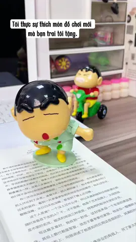 Em bé của tôi dễ thương quá! #shinchan #dochoichaycot #dethuongmuonxiu 