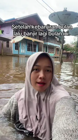 Info ny daerah hulu kemarin sore surut dn siang ini kembali air lbh dalam, mampir ke dlm rumah lg kya ny banjir ini🤧 #banjir #fyppppppppppppppppppppppp #fypシ゚viral #murungraya #purukcahu 