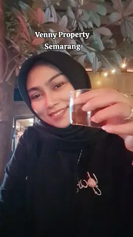 Mari membahagiakan diri sendiri...🥰😘 Tidak perlu menunggu seseorang untuk membahagiakan...😉👌