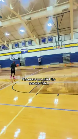 #fyp #viral #relatable #basketball #dunk 