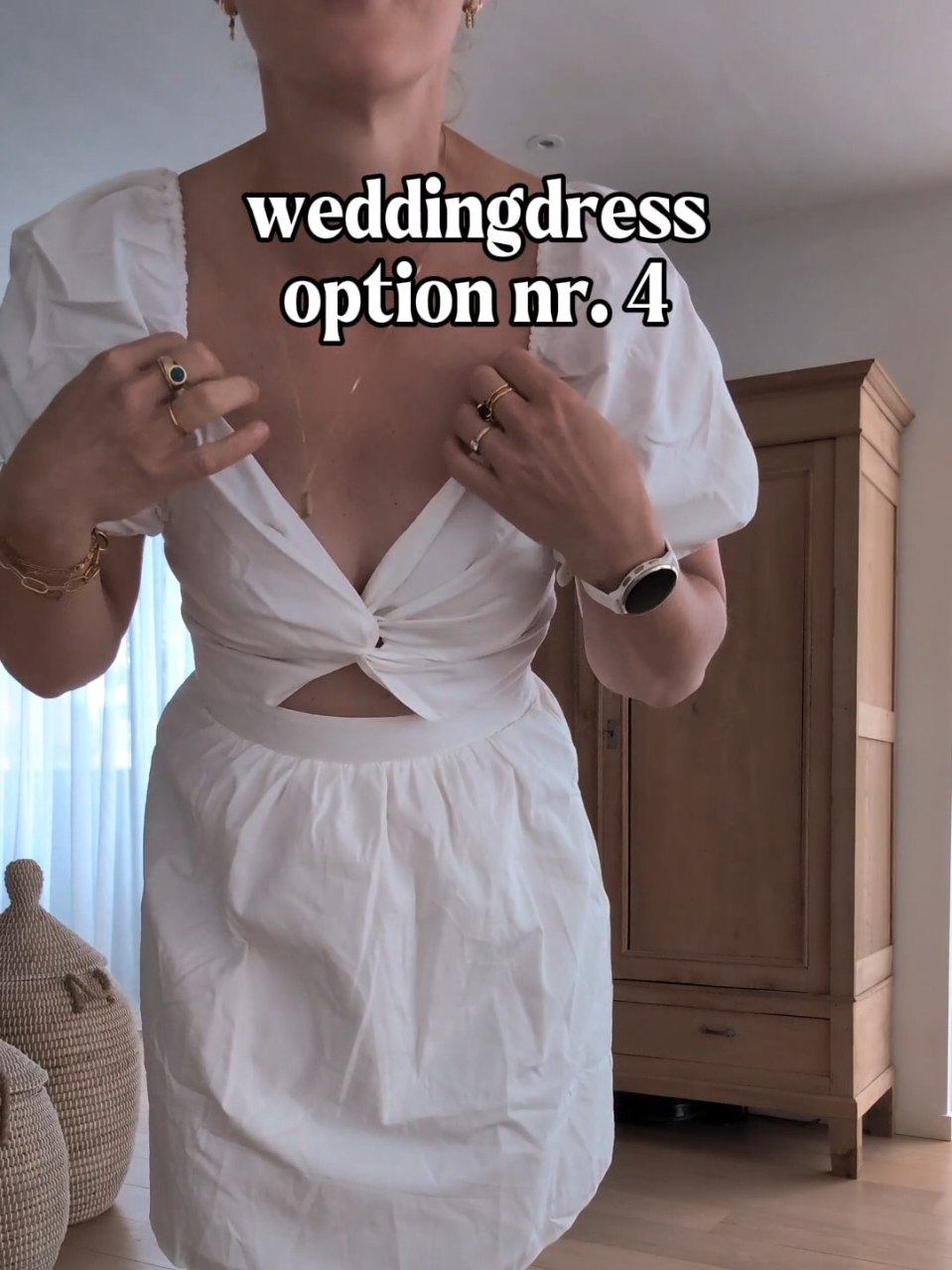 nr. 4 👰🏼‍♀️🤍 #weddingpreparation #weddingdress #trouwkleed 