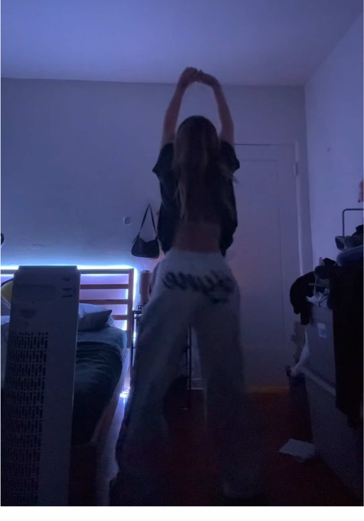 wouldn’t have even known I cried 20 mins ago LOL  #fyp #trend #dance #ariana 