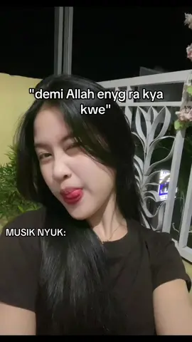 nyocot apa rika