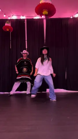 Viva México 😽🤠🇲🇽 #baile #hiphopdance #dance #mexico🇲🇽 #fyp        Sigan a @Aldair Villarreal 