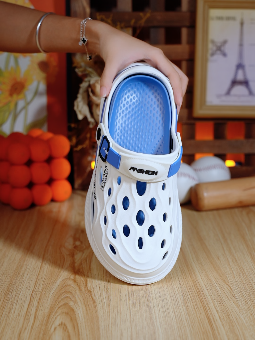#ThờiTiếtNắngNóng #ComfortFootwear #thoitrangtreem #hangchinhhang #HàngViệtTốt #summervibes #DépXỏNgón #summerlook #khuyendep #ChốngTrơn #fashiontiktok #stylenam #he2025 #muahe #depnam #đẹp