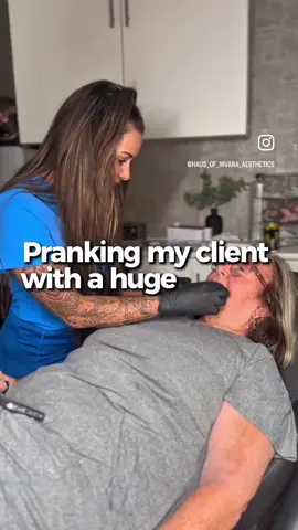 🤍 WHEN YOU TELL YOUR CLIENT IT’S JUST A SMALL NEEDLE…🤣🤣 My client thought it was business as usual… until I brought out the giant syringe. Because no matter how experienced you are, there’s always time for a laugh in the clinic. It’s all part of the fun. #clinicbanter #aestheticshumour #clientgag #needlejokes #funnyreel       