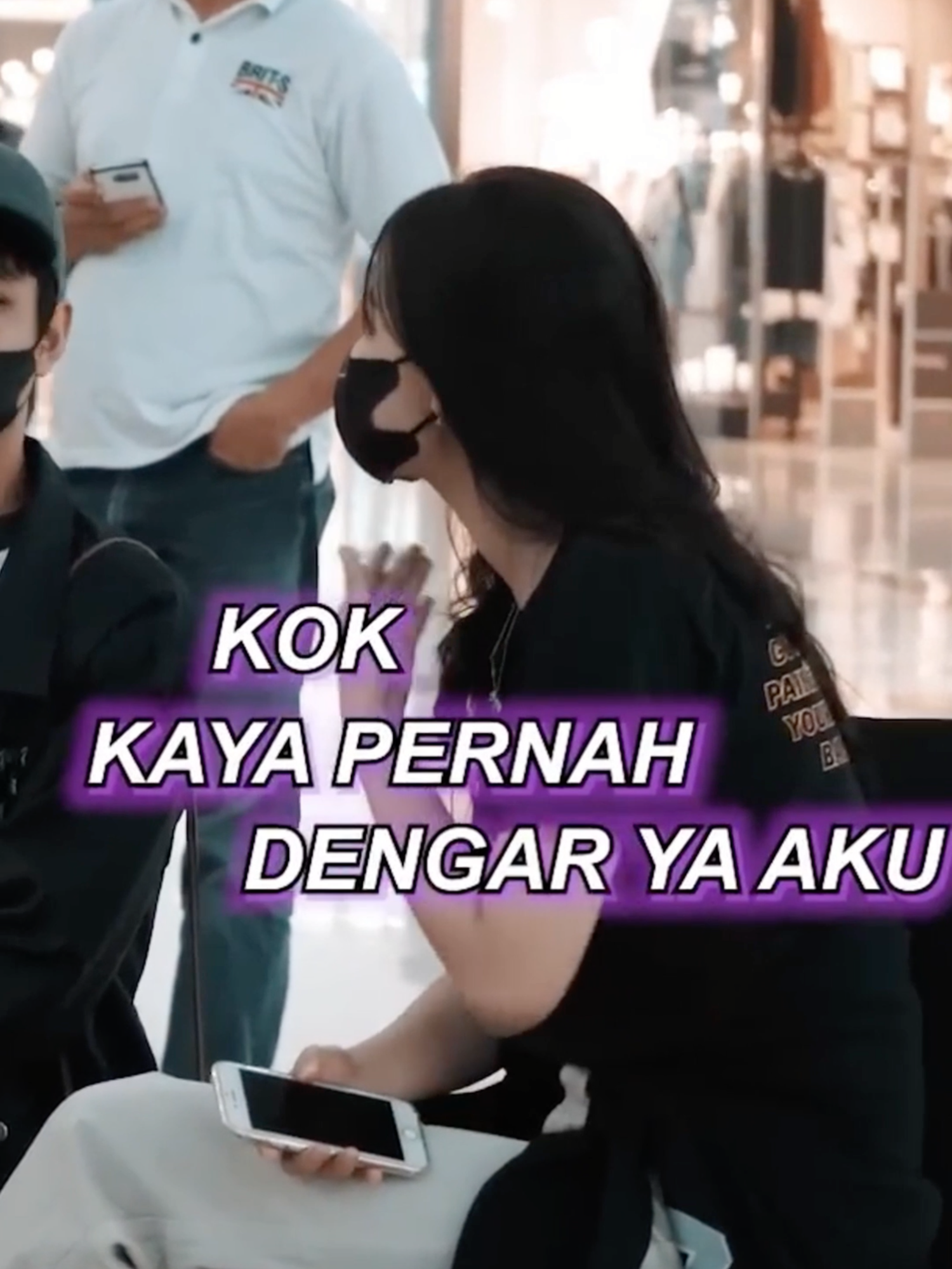 ini band tahun 2000an kan ya??? #band  #indonesia🇮🇩 #prankvideo #nyanyi ##prank #mall #fyp #laguviral
