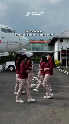 Komitmen untuk sukses bersama🤩 #jogjaflightindonesia #jogjaflight #pramugari #avsec #marshaller 
